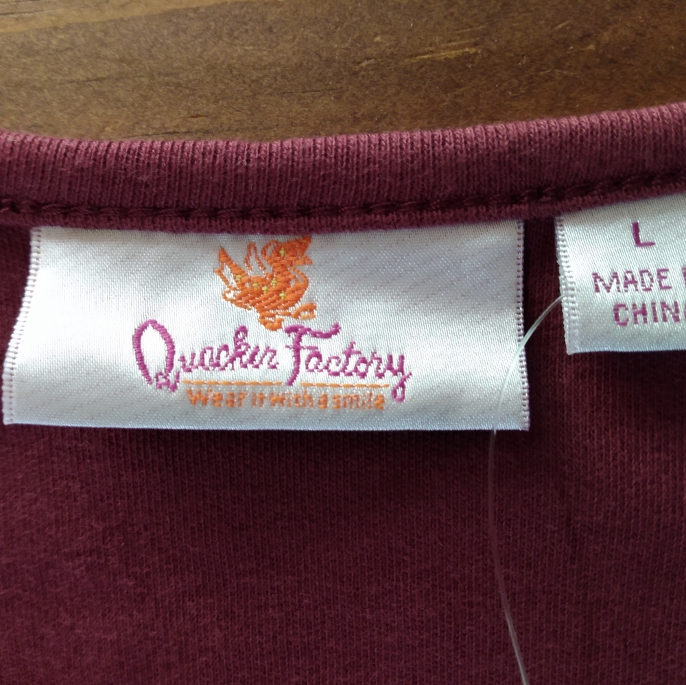 Quacker Factory Embroidered Rhinestone Holiday Top - Picture 3 of 6